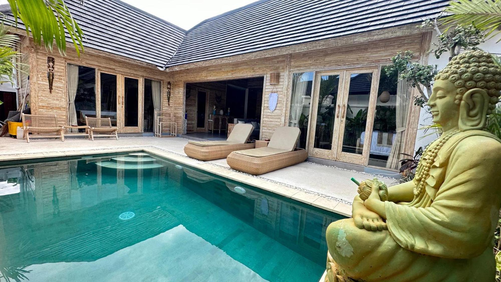 Kubu Dimel Suites And Villas Resort Nusa Dua  Bagian luar foto